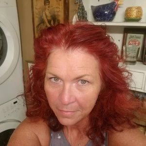 Meet your Posher, Deb